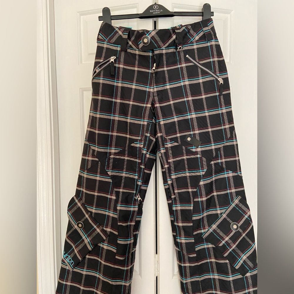 Ski/board pants, Women’s or teen girls sz XS